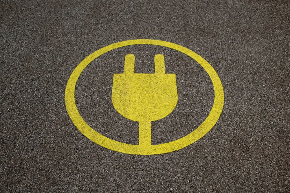 Parkeerplek elektrische auto.jpg