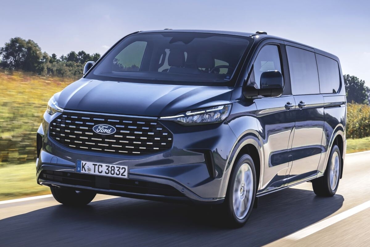 Ford Transit Custom Tourneo L1H1 2.5 PHEV Limited