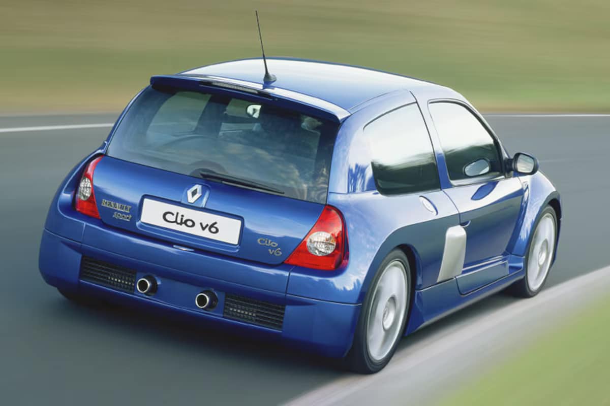 Renault Clio V6